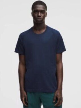 Lululemon Metal Vent Tech 2.0 Short Sleeve Shirt Midnight Shadow Blue Men’s LG